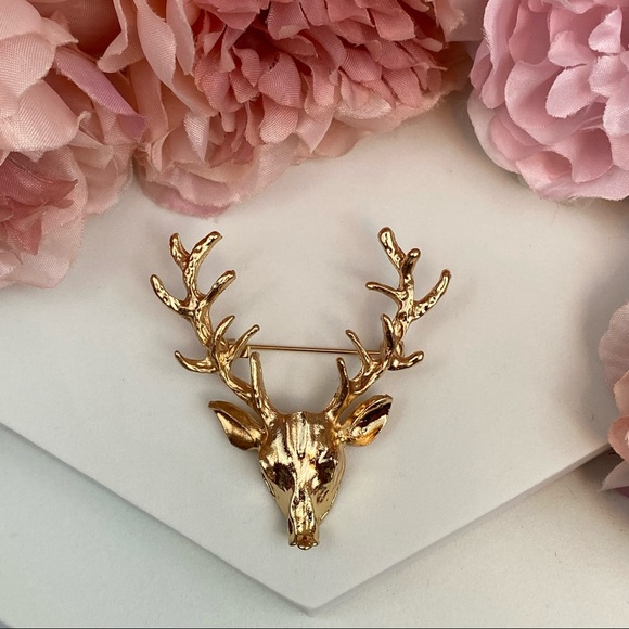 Gold Buck Deer Head Brooch Lapel Pin - Picture 8 of 16